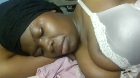 Snapshot of sweet_jamiie chatting on November 16, 9:37 am jay online show from November 16, 9:37 am