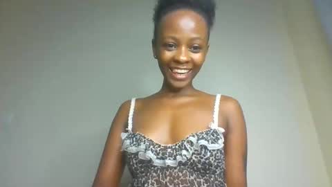 sweet_jovial online show from May 24, 6:57 pm