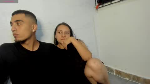 Chloe And Oliver online show from November 4, 1:27 am