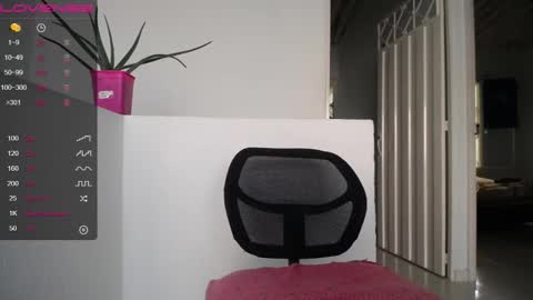 Lady online show from January 8, 9:01 pm