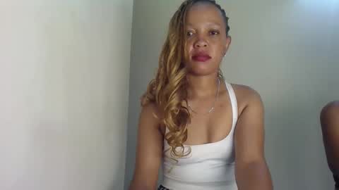 sweet likey online show from April 17, 7:39 pm