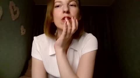 sweet_lilbunny online show from October 14, 2:18 pm