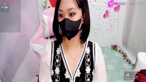 Lily online show from November 22, 9:03 pm