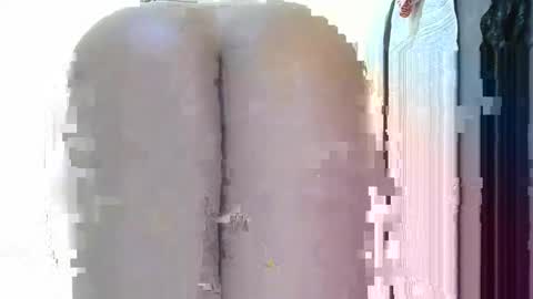 Snapshot of sweet_lizzyy chatting on March 5, 3:07 pm Sweet lizzyy online show from March 5, 3:07 pm