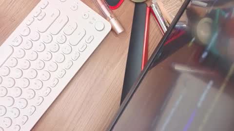 Mikki online show from February 5, 11:15 am