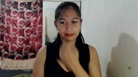 Snapshot of sweet_mariexxo chatting on February 26, 3:05 am Marie online show from February 26, 3:05 am