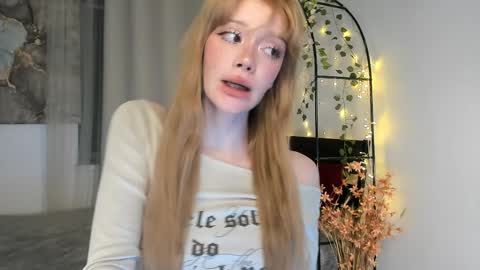 Melissa. Join me on Fansly link in social medias online show from April 7, 8:42 pm