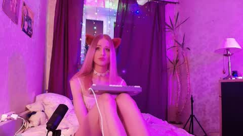 sweet_mol1y online show from December 22, 7:55 pm