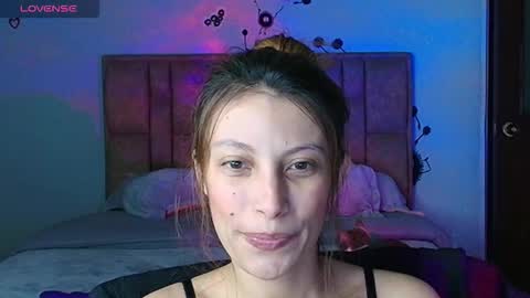 sweet_moon_v_ online show from January 14, 11:20 pm