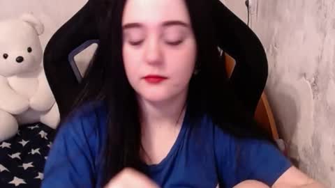 Snapshot of sweet_my_dream chatting on December 17, 7:07 am sweet_my_dream online show from December 17, 7:07 am