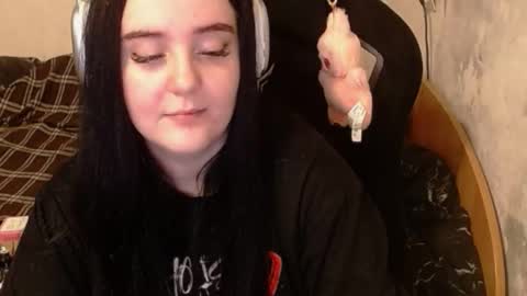 Snapshot of sweet_my_dream chatting on September 15, 4:18 pm sweet_my_dream online show from September 15, 4:18 pm