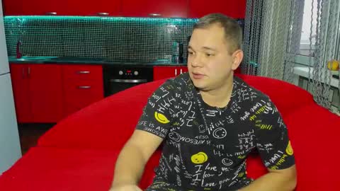 Snapshot of sweet_olga_and_dmitriy chatting on November 7, 6:35 am Olga and Dmitriy online show from November 7, 6:35 am