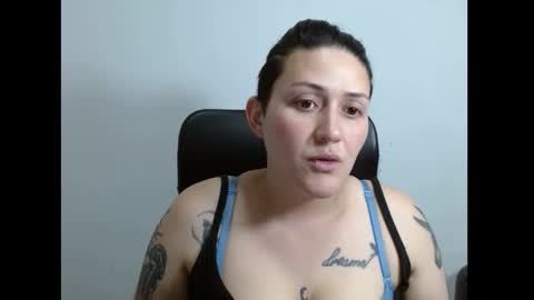 Snapshot of sweet_poison_666 chatting on April 25, 1:30 am sweet_poison_666 online show from April 25, 1:30 am