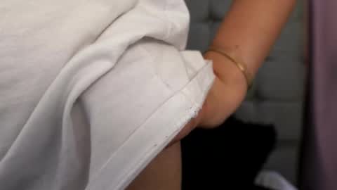 Sammy Lauren online show from January 14, 9:15 am