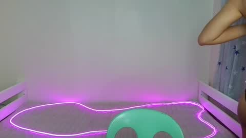Snapshot of sweet_savii chatting on July 17, 7:41 pm lovesavii online show from July 17, 7:41 pm