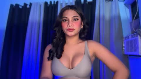 Snapshot of sweet_scarllet12 chatting on April 19, 3:55 pm SCARLLET online show from April 19, 3:55 pm