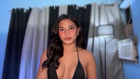 Snapshot of sweet_scarllet12 chatting on April 25, 2:03 pm SCARLLET online show from April 25, 2:03 pm