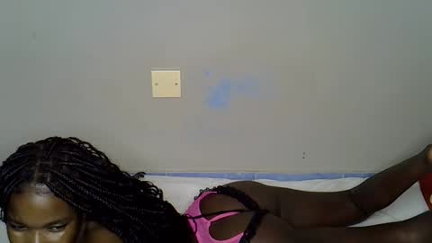 sweet_sheee online show from November 21, 7:01 pm