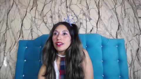 Snapshot of sweet_skylove_ chatting on January 4, 7:13 pm Adriana online show from January 4, 7:13 pm