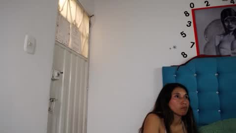 Snapshot of sweet_skylove_ chatting on November 30, 6:34 pm Adriana online show from November 30, 6:34 pm