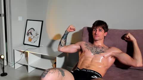 sweet_smith8 online show from January 30, 9:25 pm