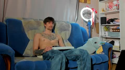 sweet_smith8 online show from April 4, 6:05 pm