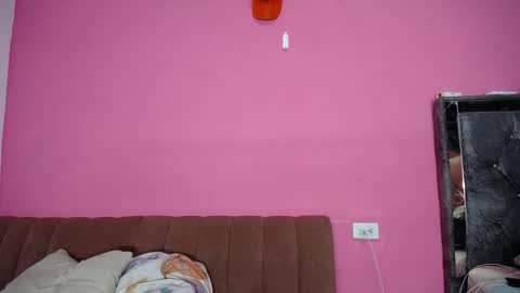 Snapshot of sweet_sofi20 chatting on October 3, 11:07 am sweet_sofi20 online show from October 3, 11:07 am