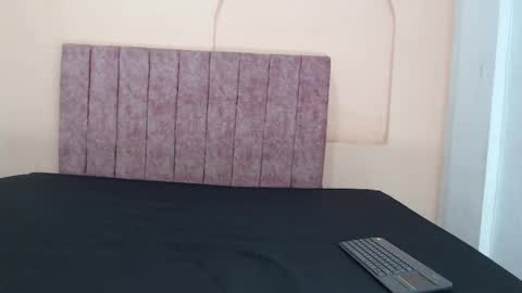 sweet_sofi20 online show from April 2, 2:04 pm