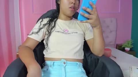 Yeileen online show from November 10, 6:51 pm