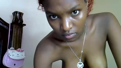 sweet_strawberina online show from March 27, 10:04 am