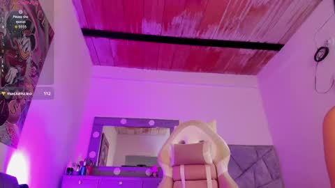          online show from November 24, 8:08 pm