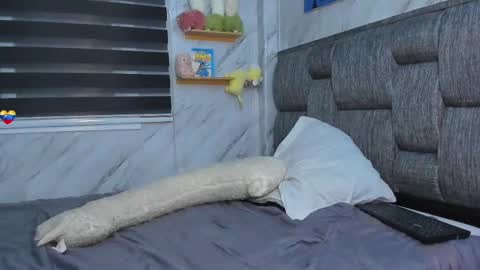 Snapshot of sweet_tits2 chatting on September 28, 10:26 pm Isabella online show from September 28, 10:26 pm