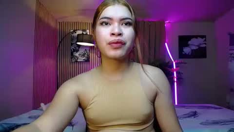 sweet_trexie online show from October 15, 2:33 am