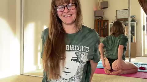 Heidi Brenner - Please check bio for schedule  FAQ online show from April 10, 12:10 pm