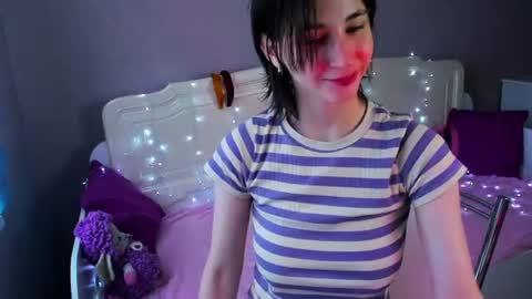 Snapshot of sweet_vanillopa chatting on July 7, 6:47 am Carolina Lu online show from July 7, 6:47 am