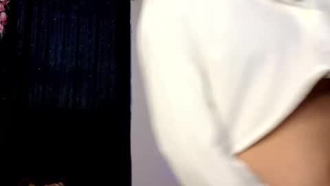  Sweet  online show from December 3, 10:29 pm