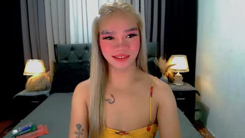 bea takashi  online show from April 2, 9:07 am