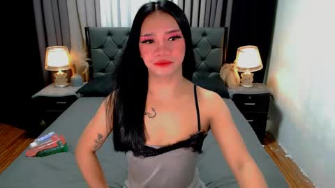 bea takashi  online show from June 5, 9:48 am