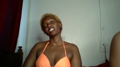 Snapshot of sweet_zuri3 chatting on November 6, 2:51 pm zuri online show from November 6, 2:51 pm