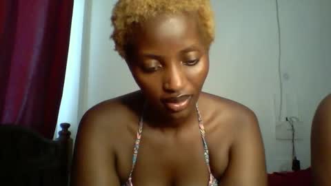 Snapshot of sweet_zuri3 chatting on November 15, 7:49 am zuri online show from November 15, 7:49 am