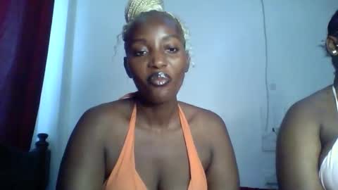 Snapshot of sweet_zuri3 chatting on November 20, 5:07 am zuri online show from November 20, 5:07 am
