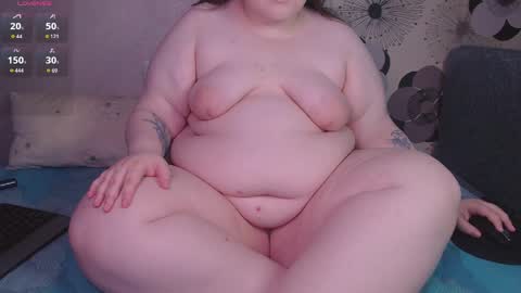 sweetalice999 online show from March 29, 12:43 am