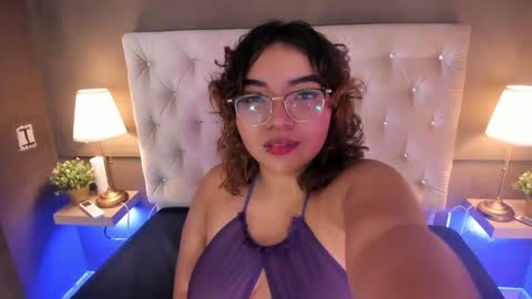 sweetalicexxx online show from April 18, 7:01 am