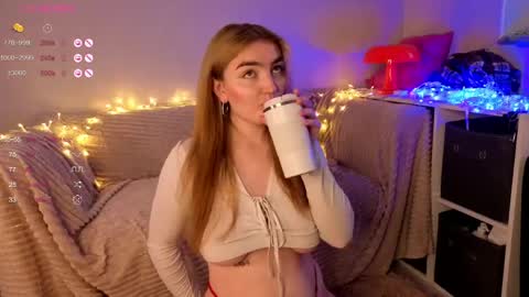 Rina online show from April 14, 12:00 pm