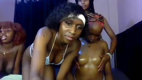 Snapshot of sweetbaby_30 chatting on July 9, 6:34 pm Sweetbaby 30 online show from July 9, 6:34 pm