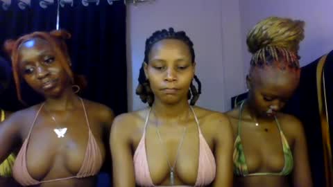 Snapshot of sweetbaby_30 chatting on July 16, 4:07 am Sweetbaby 30 online show from July 16, 4:07 am