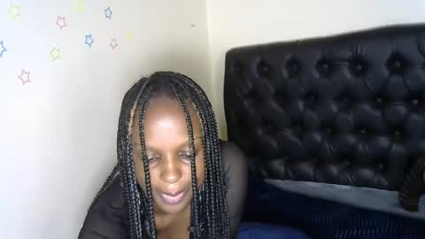 Snapshot of sweetberry30 chatting on December 12, 1:28 pm sweetberry30 online show from December 12, 1:28 pm