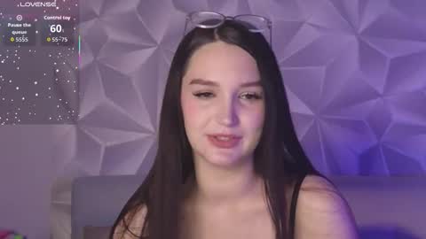 sweetbitch3191 online show from November 22, 7:24 pm