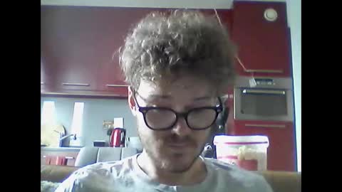 Snapshot of sweetboyl04 chatting on June 2, 11:56 am sweetboyl04 online show from June 2, 11:56 am
