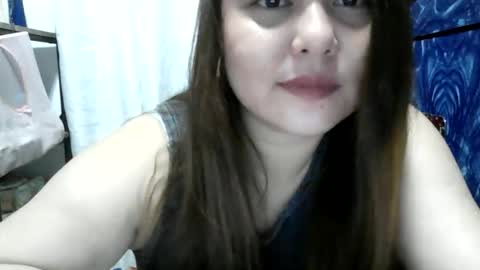 sweetbutterfly8 online show from November 7, 2:17 pm